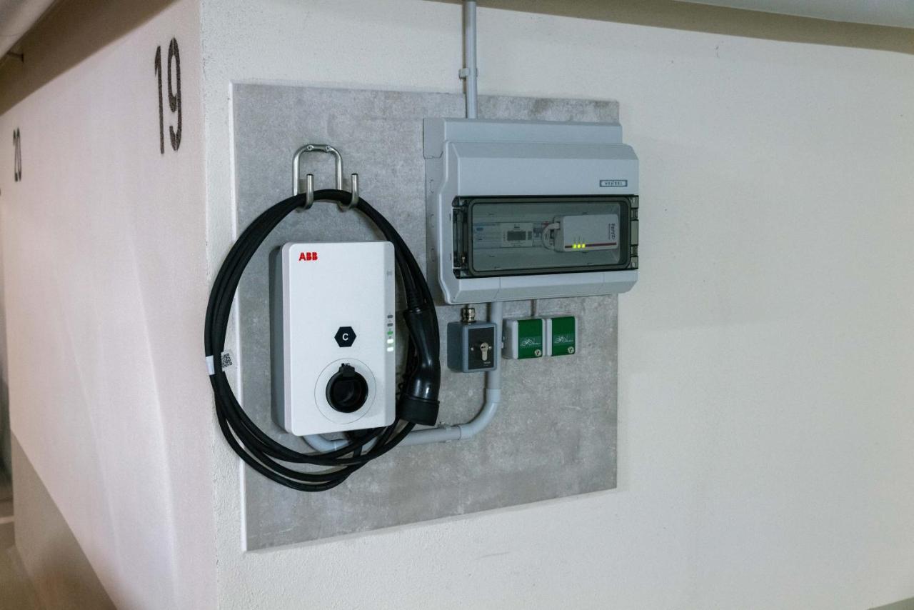 Pole Poppenspaeler Mit Ladestation Büsum Zewnętrze zdjęcie